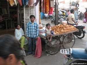 Покупка продуктов в Индии kak-zhivut-v-indii-russkie-zheny-indusy-nravy-7